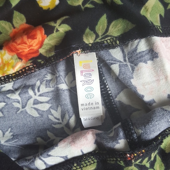 《LuLaRoe》Rose Leggings - Picture 3 of 4